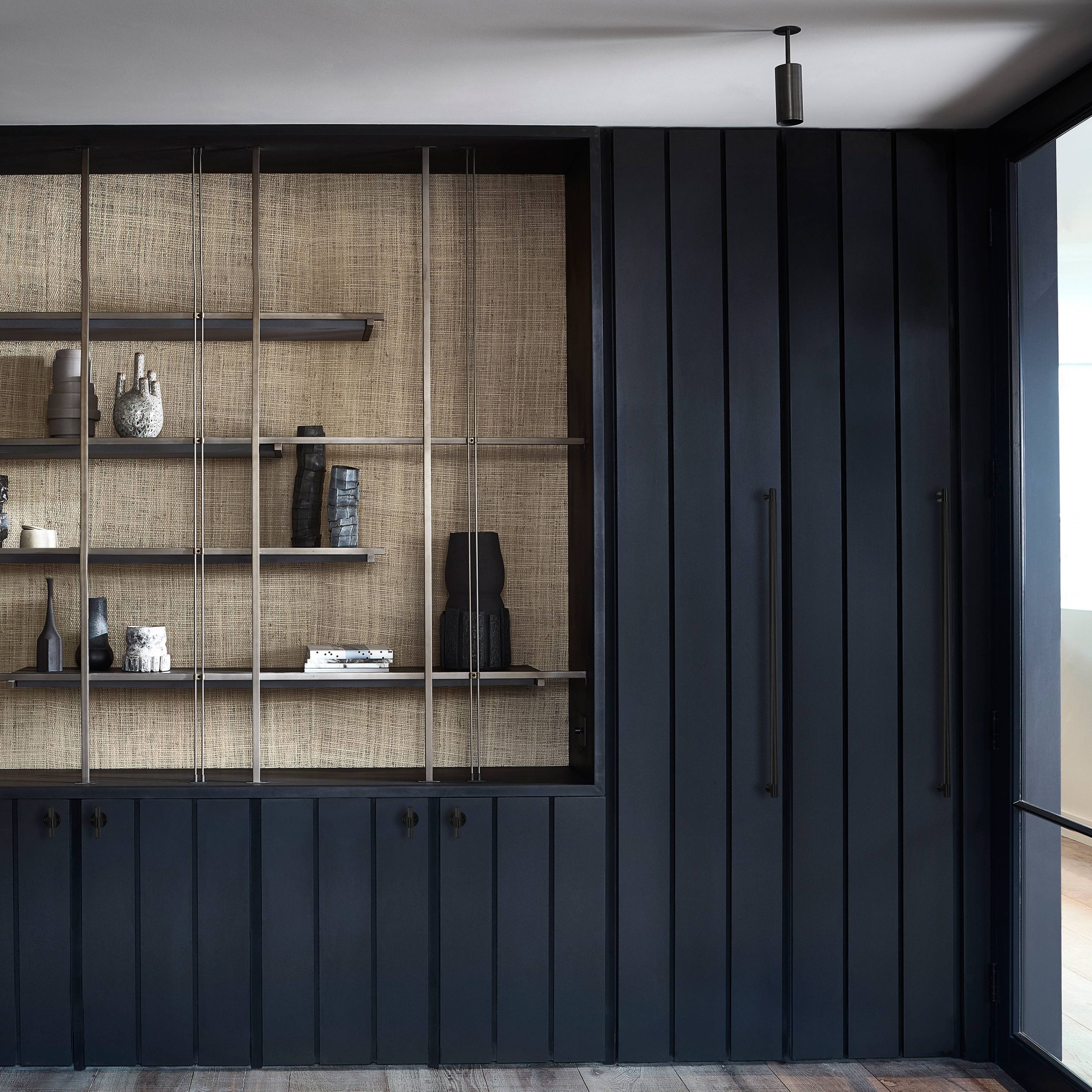 CLOSET BAR / CROSS / BLACK - Image 2