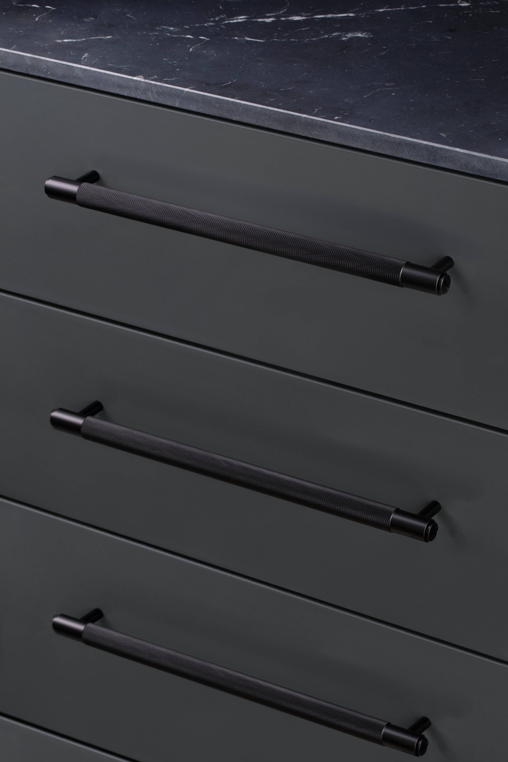 PULL BAR / CROSS / LARGE / BLACK - Image 4