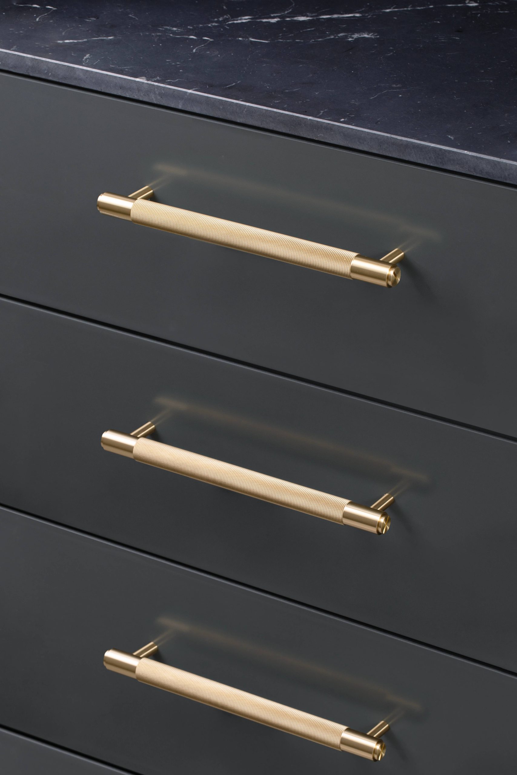 PULL BAR / CROSS / MEDIUM / BRASS - Image 3