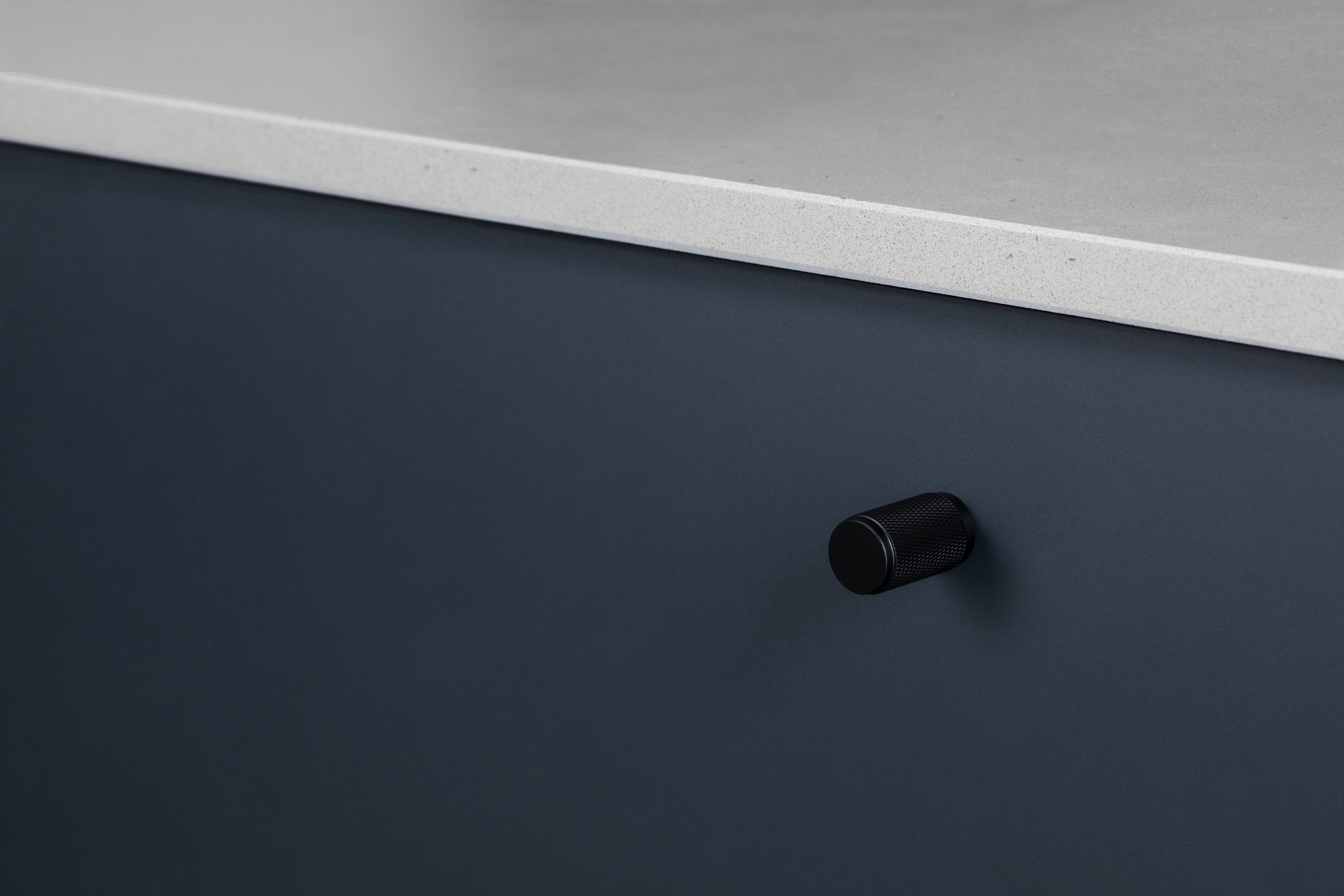 FURNITURE KNOB / CROSS / BLACK - Image 2