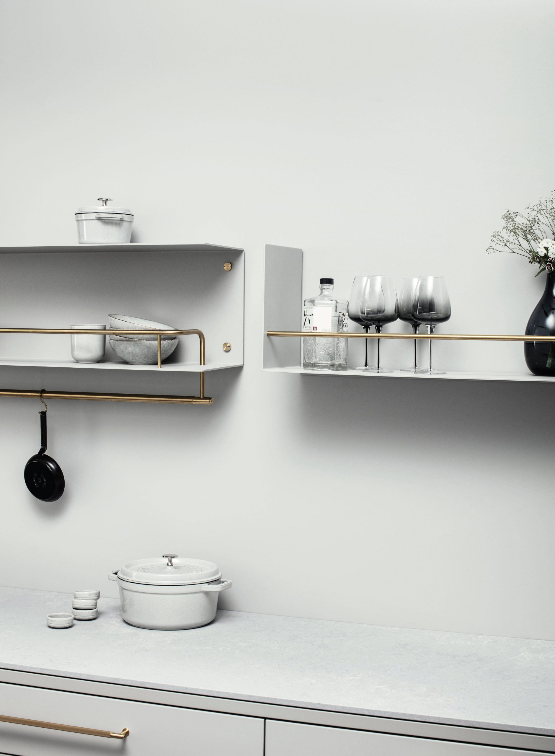 KITCHEN SHELF / HANGER / STONE / WITH LOGO / BRASS - Image 5