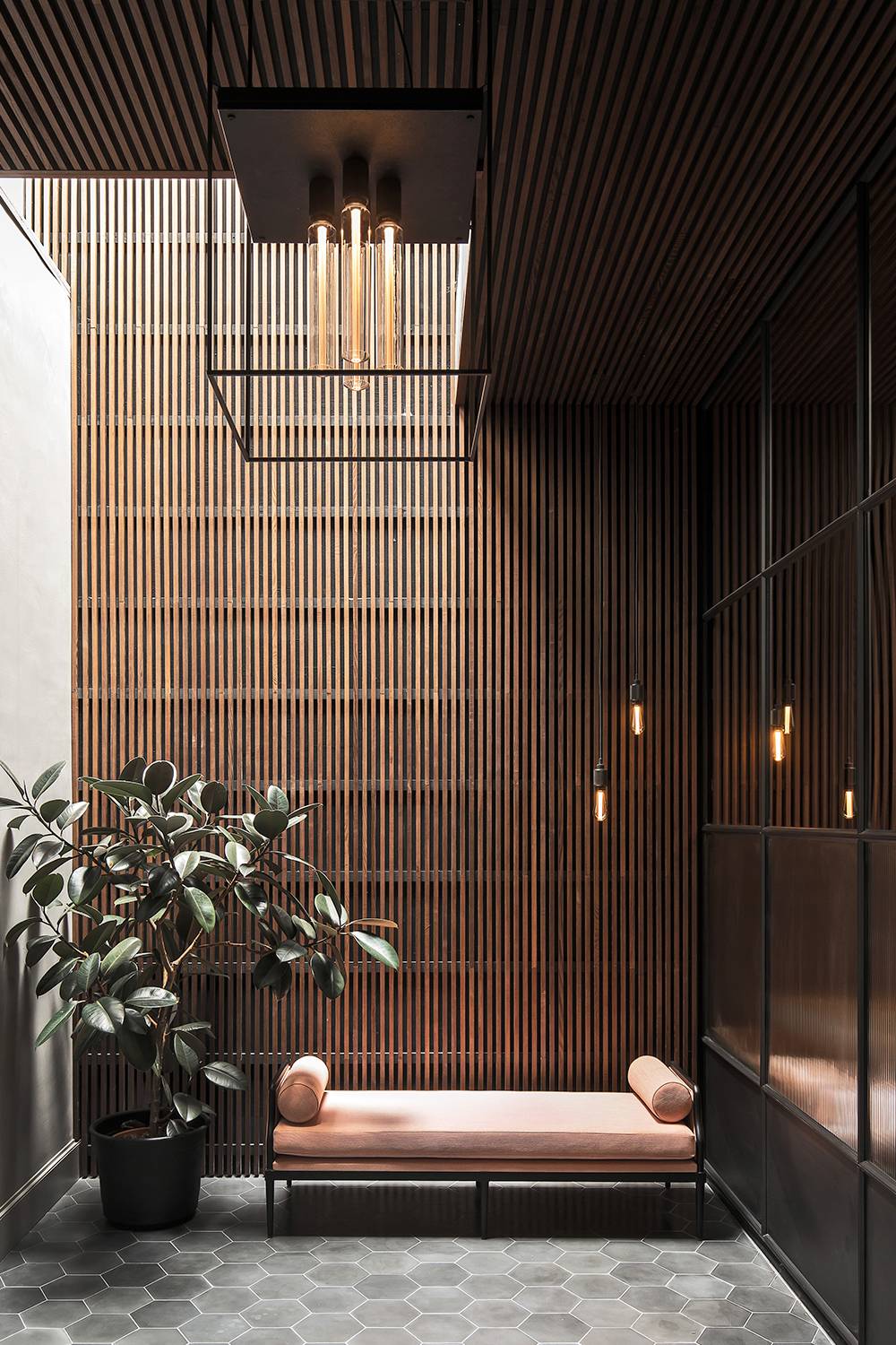 CAGED CEILING / 4.0 / CROSS / BLACK MARBLE - Image 4