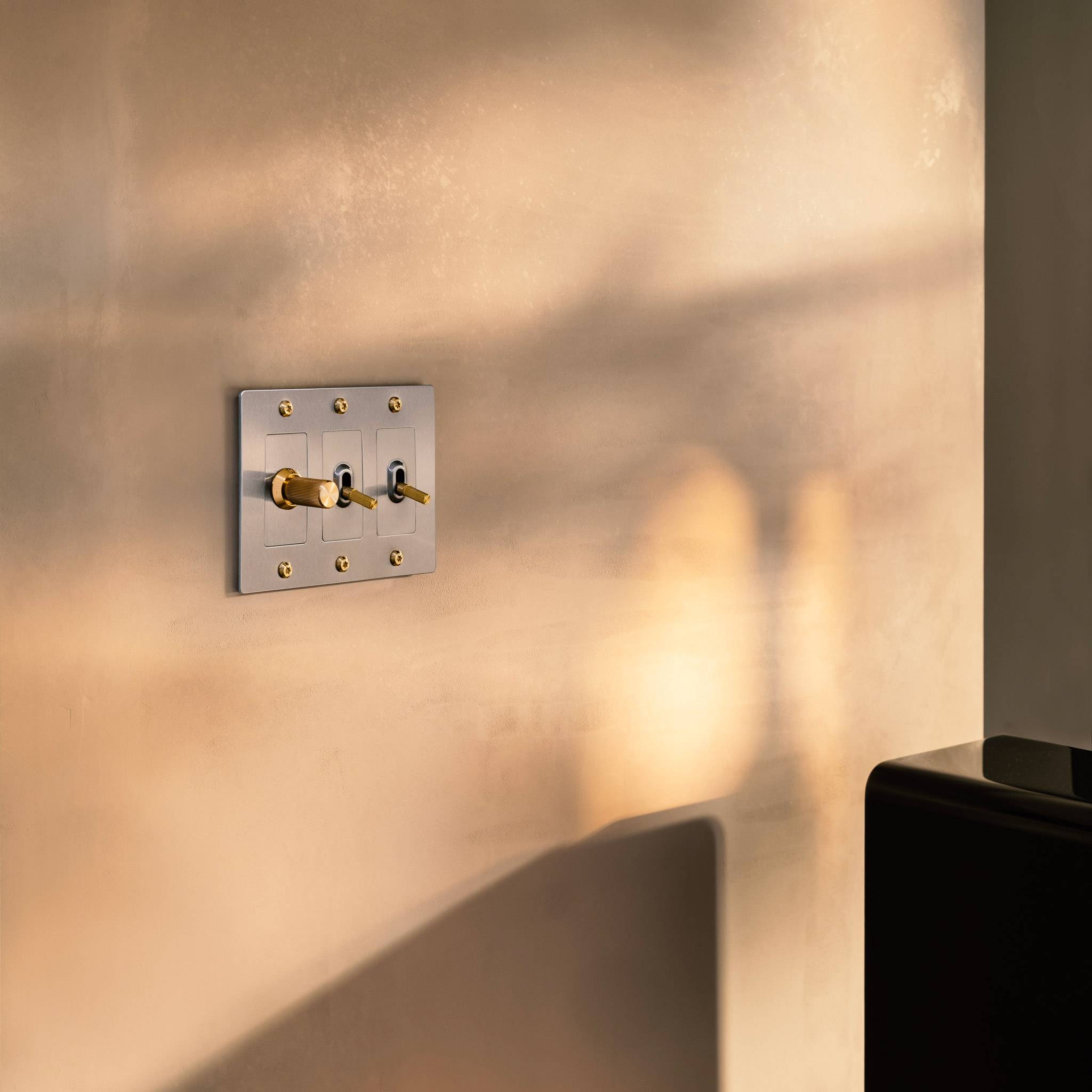 DETAIL KIT / DIMMER / LINEAR / BRASS - Image 4