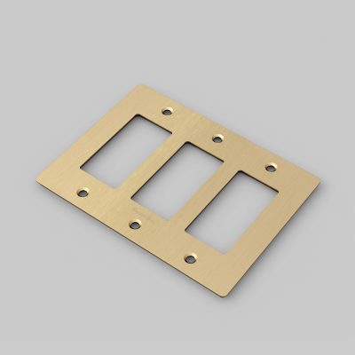 3G PLATE / WITH LOGO / BRASS