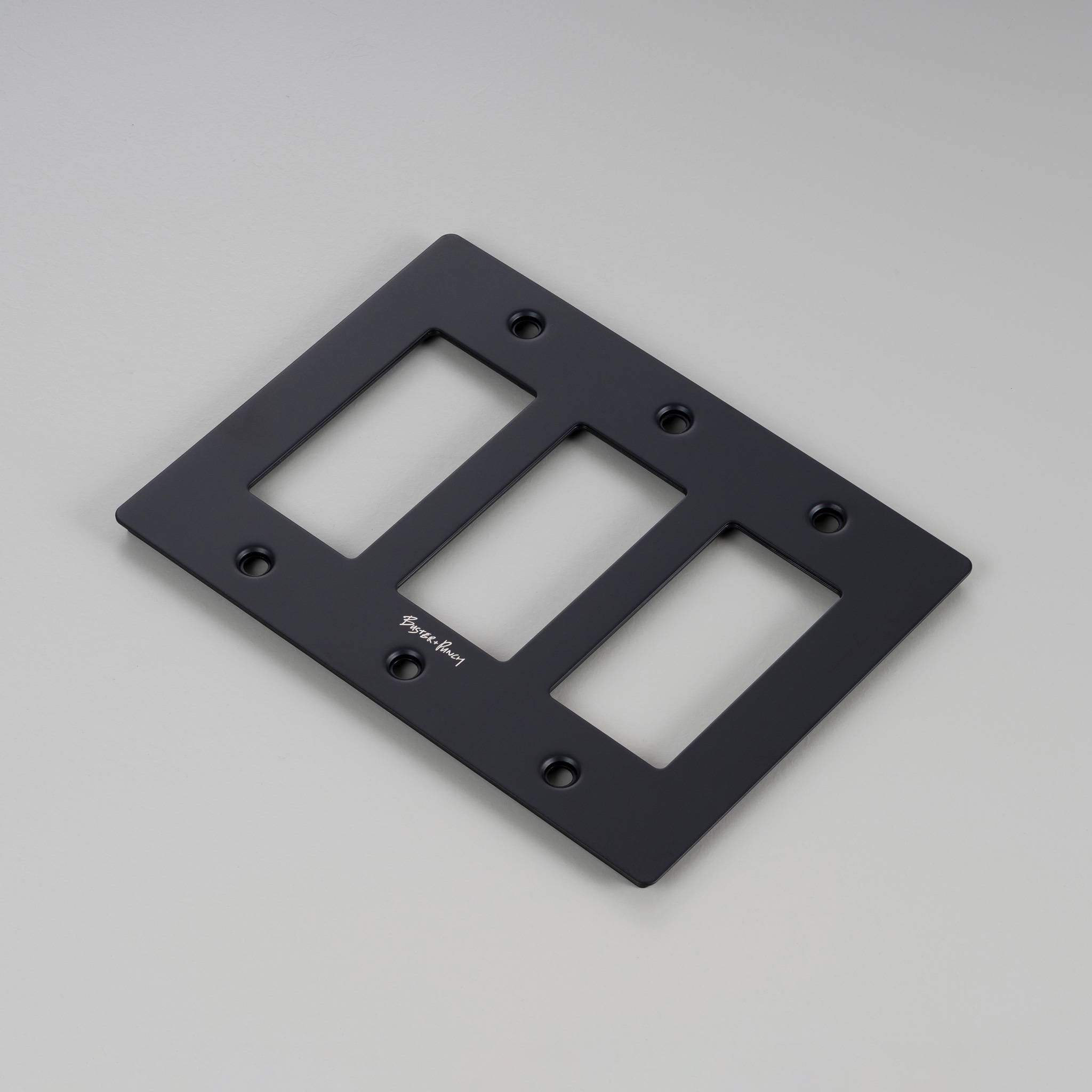 3G PLATE / WITH LOGO / BLACK