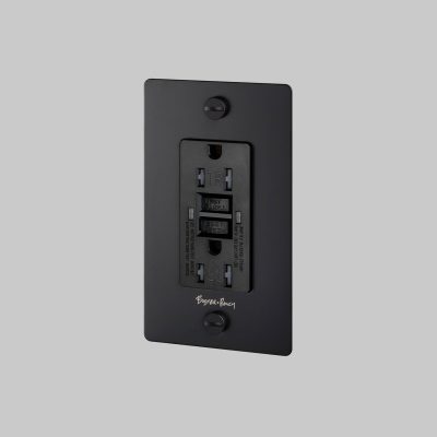 1G DUPLEX OUTLET / GFCI / CROSS / WITH LOGO / BLACK