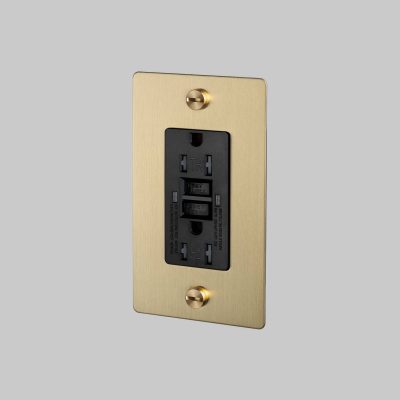 1G DUPLEX OUTLET / GFCI / CROSS / WITHOUT LOGO / BRASS