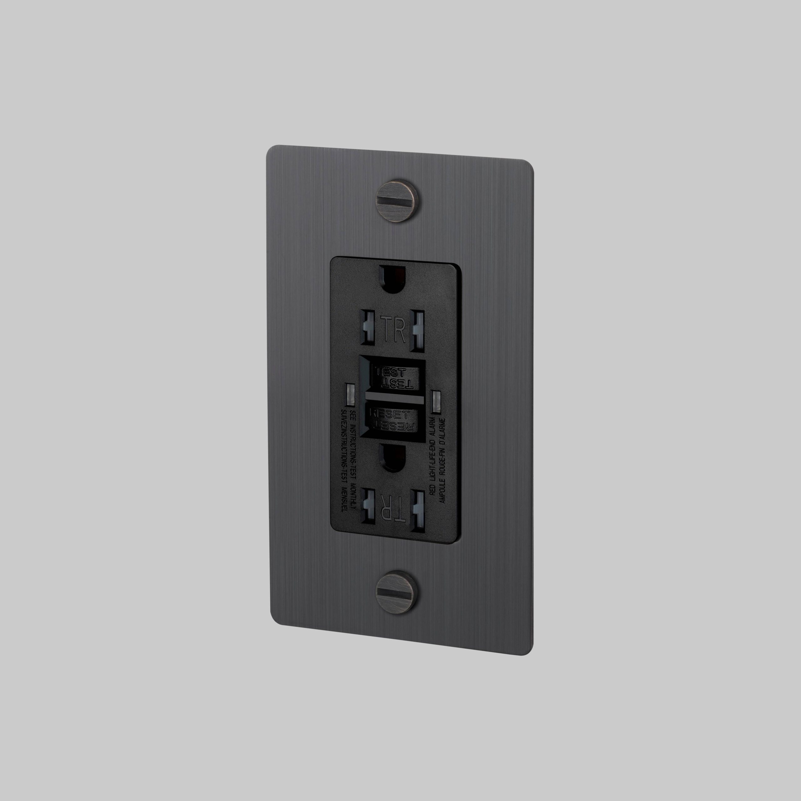 1G DUPLEX OUTLET / GFCI / CROSS / WITHOUT LOGO / SMOKED BRONZE