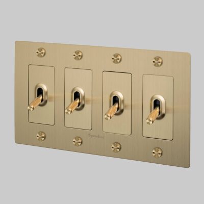 4G TOGGLE / CROSS / WITH LOGO / BRASS