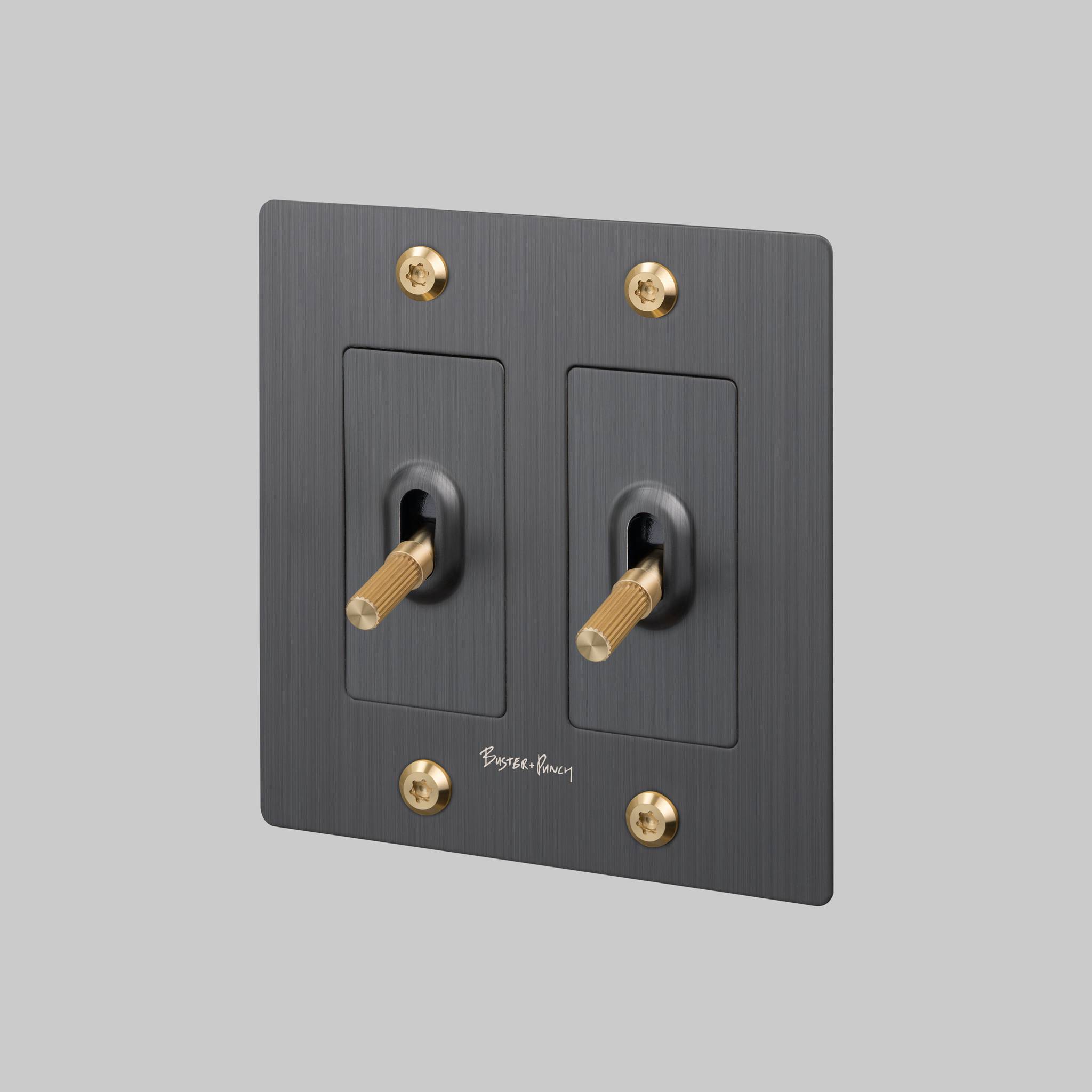 2G PLATE / WITH LOGO / SMOKED BRONZE - Image 2