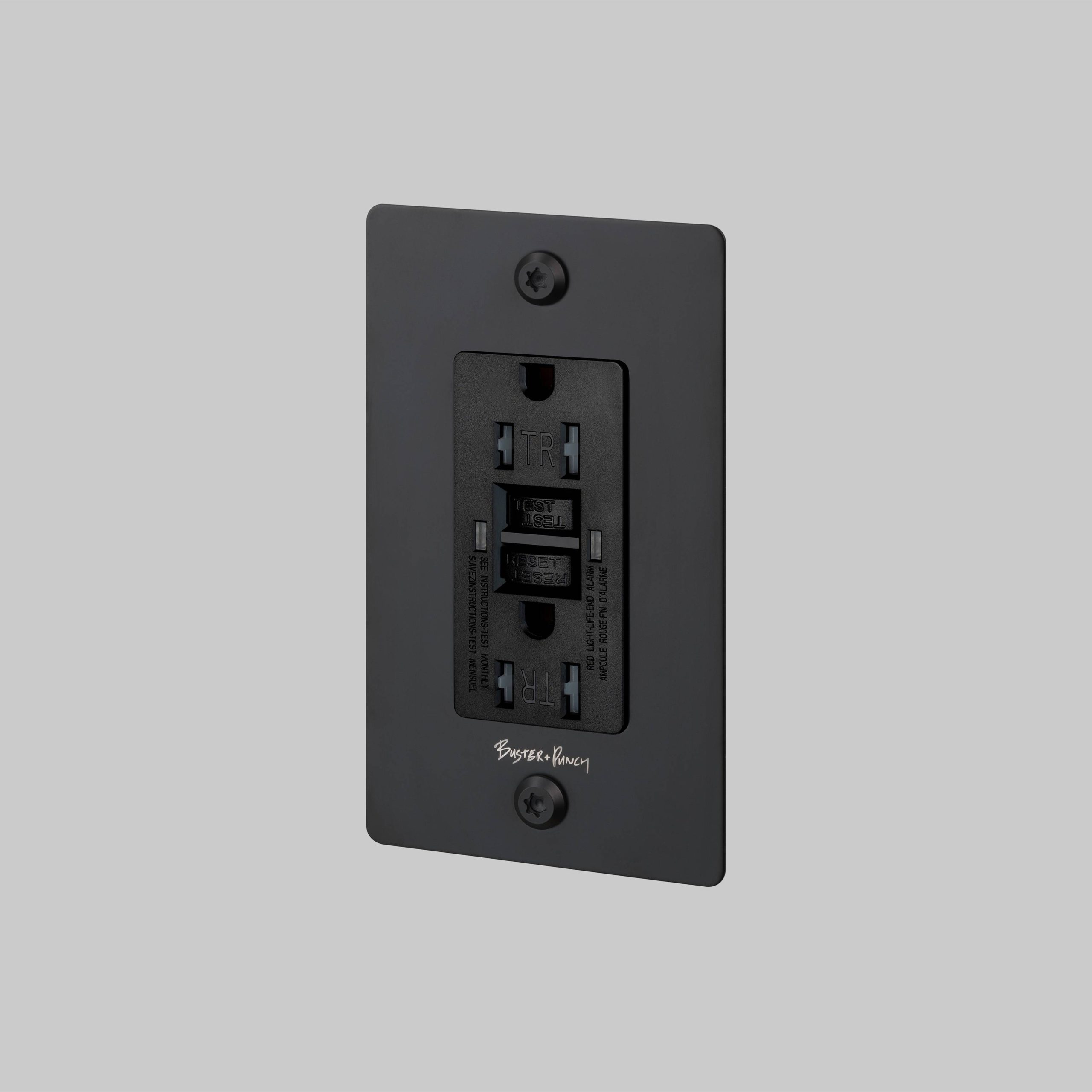 1G DUPLEX OUTLET / GFCI / LINEAR / WITH LOGO / BLACK