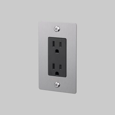 1G DUPLEX OUTLET / LINEAR / WITH LOGO / STEEL