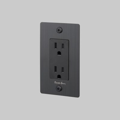 1G DUPLEX OUTLET / LINEAR / WITH LOGO / SMOKED BRONZE
