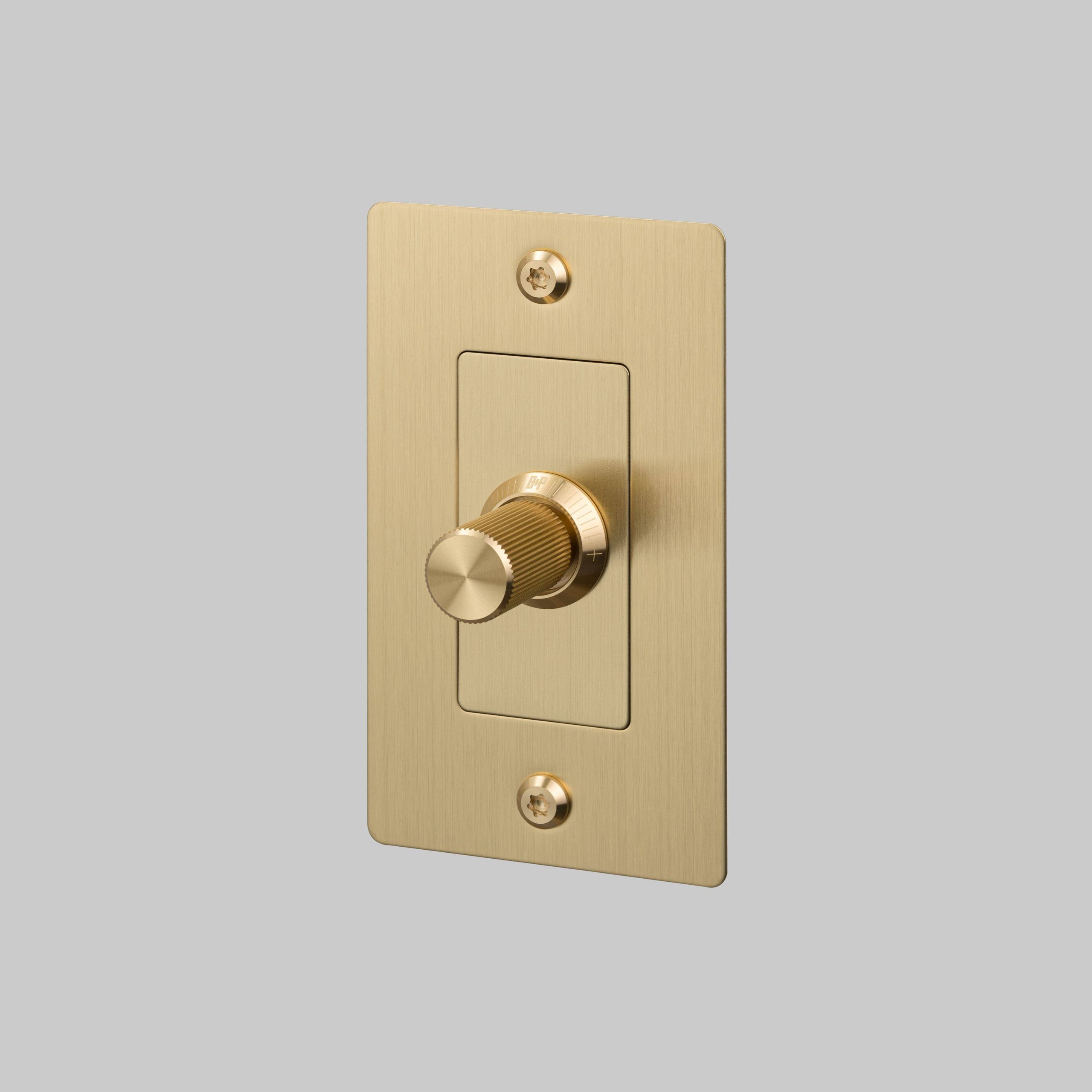 1G DIMMER / LED / LINEAR / WITHOUT LOGO / BRASS