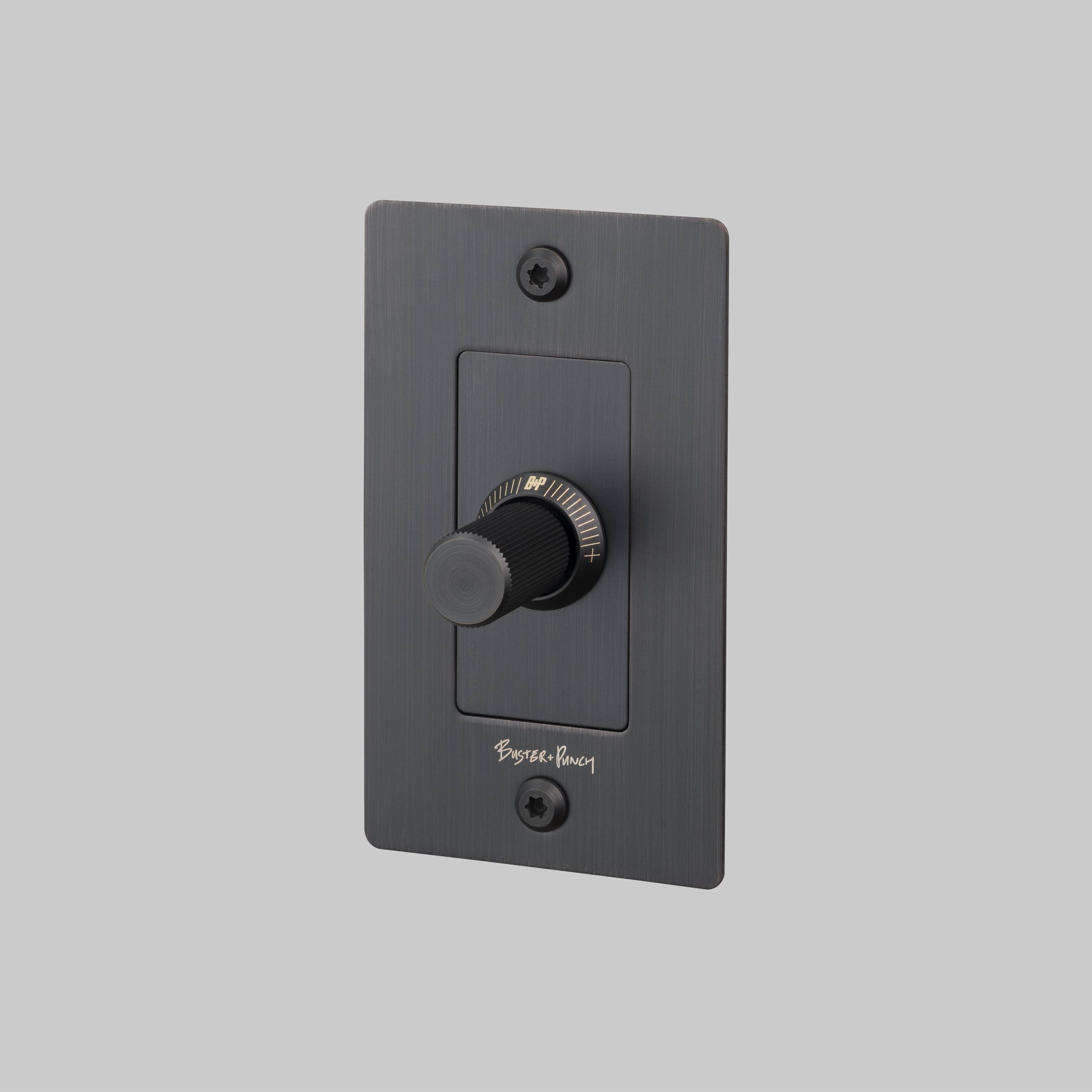 1G DIMMER / LED / LINEAR / WITH LOGO / SMOKED BRONZE