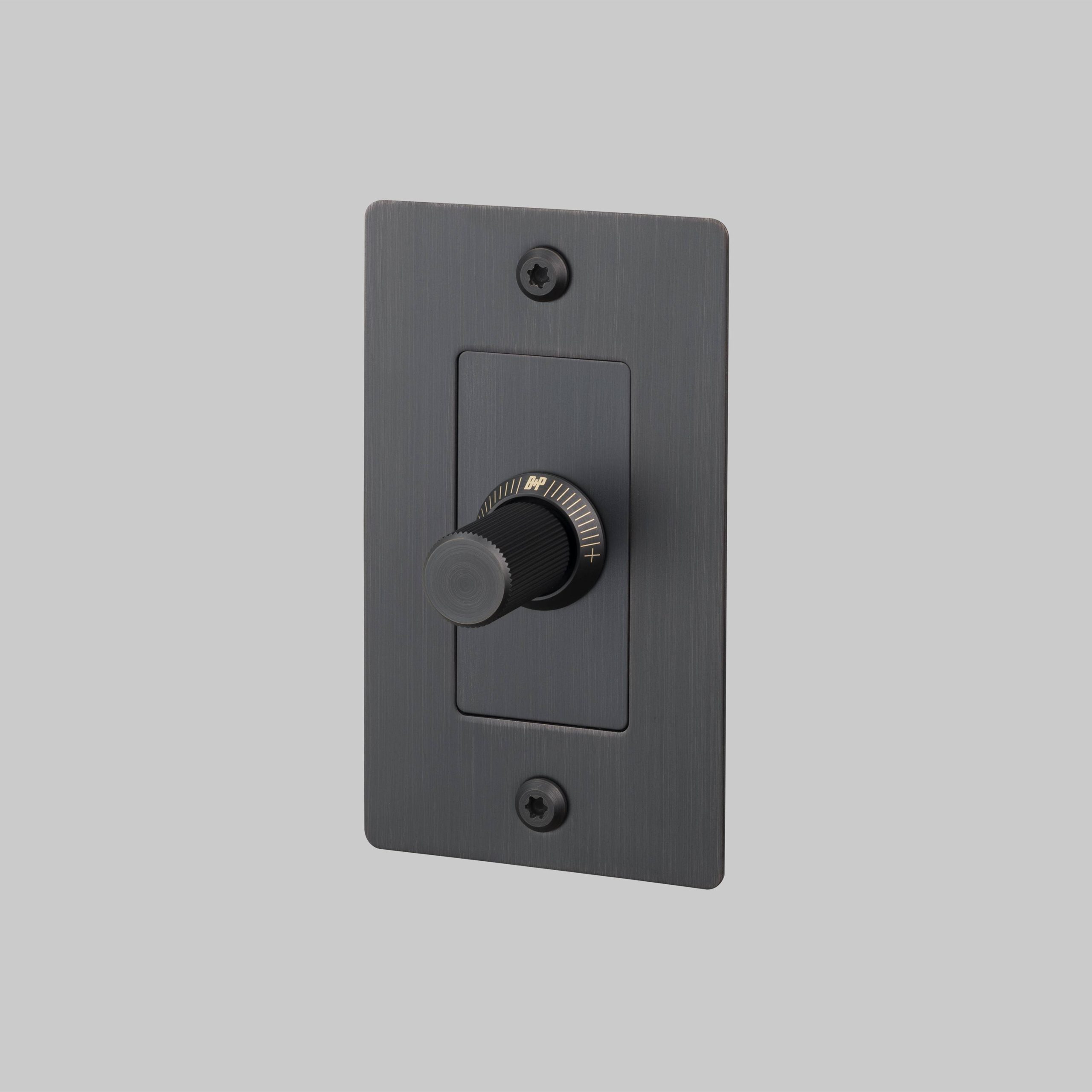 1G DIMMER / LED / LINEAR / WITHOUT LOGO / SMOKED BRONZE