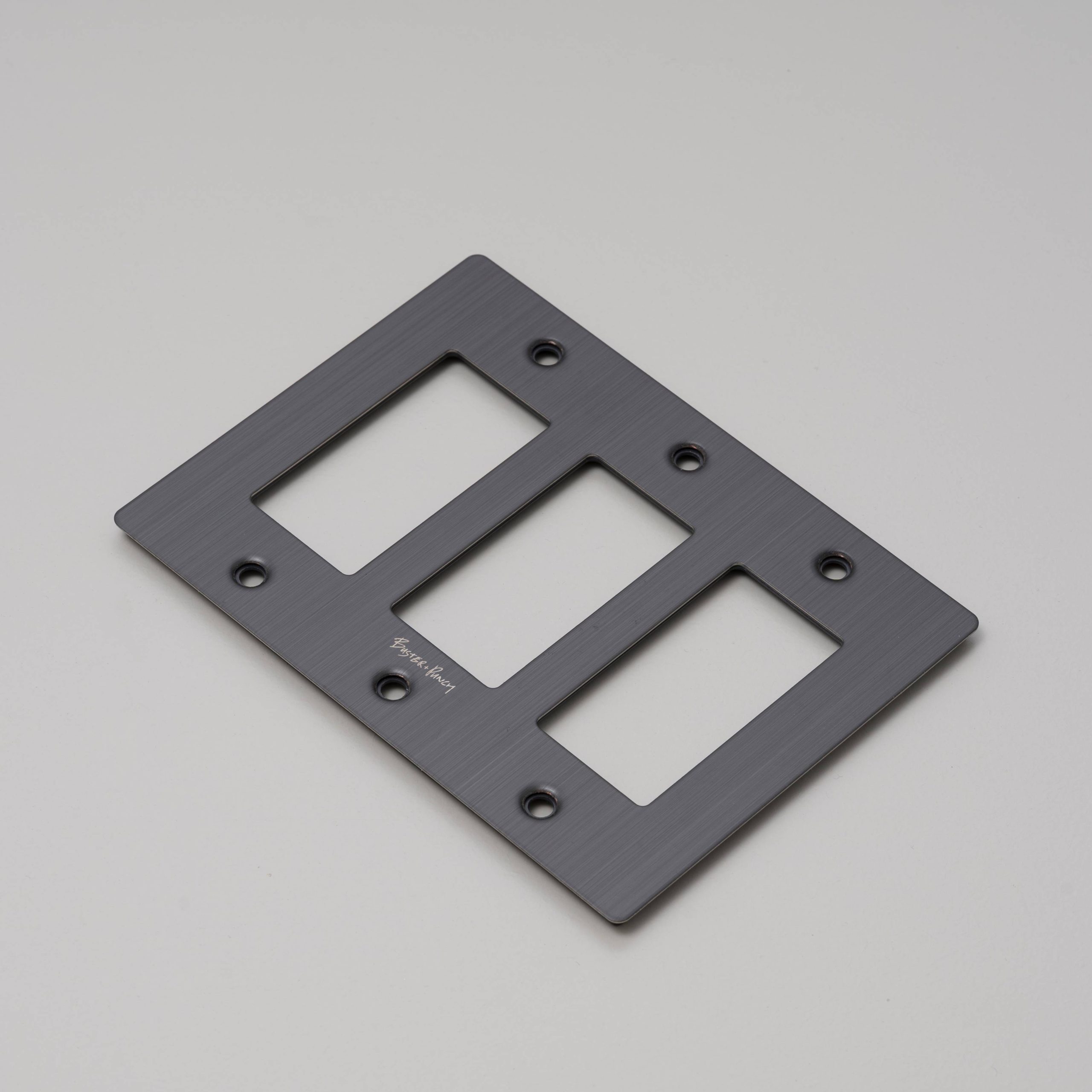 3G PLATE / WITH LOGO / SMOKED BRONZE