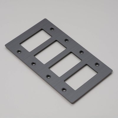 4G PLATE / WITHOUT LOGO / SMOKED BRONZE