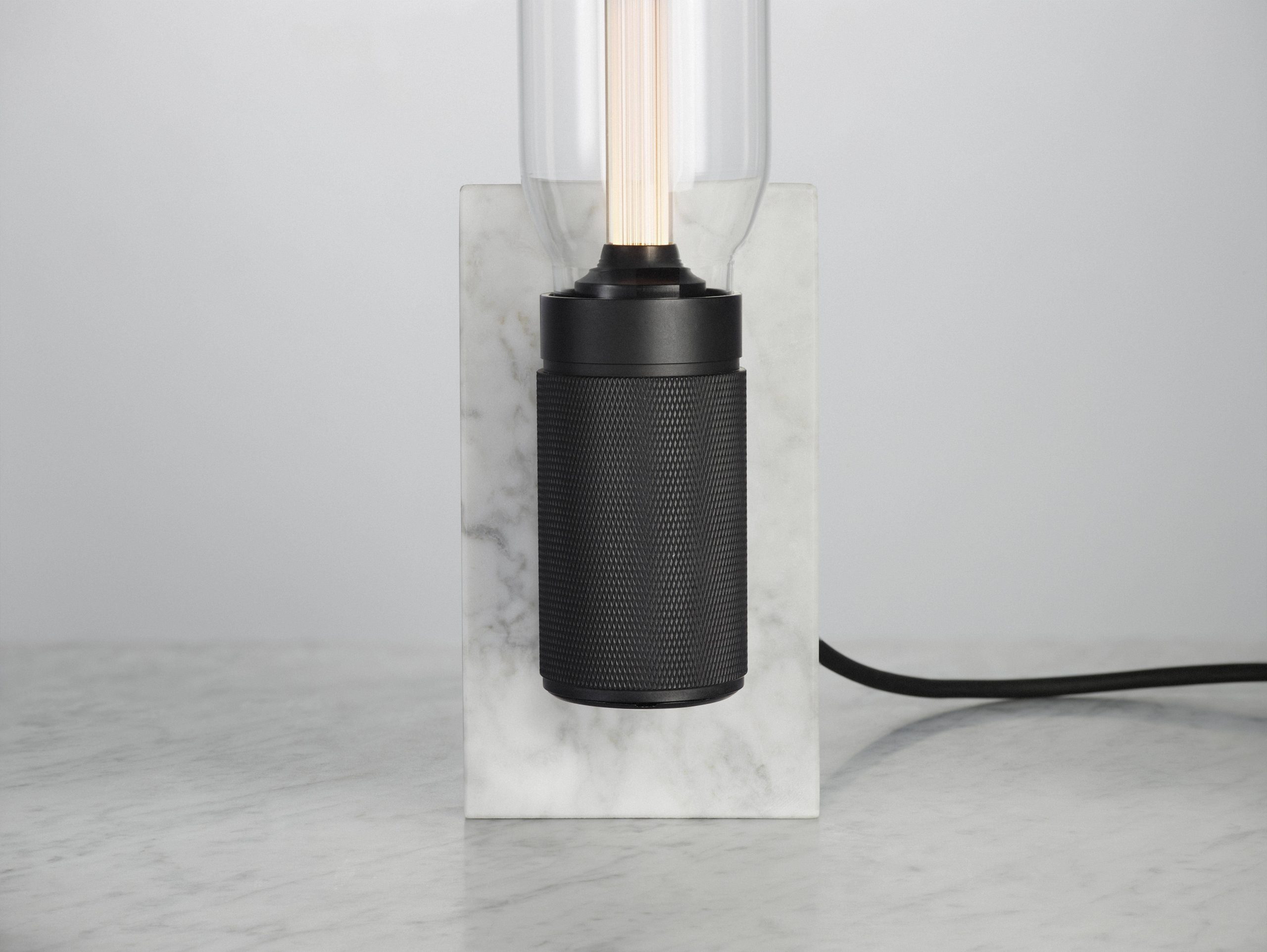 STONED TABLE LIGHT / CROSS / POLISHED WHITE MARBLE - Image 4