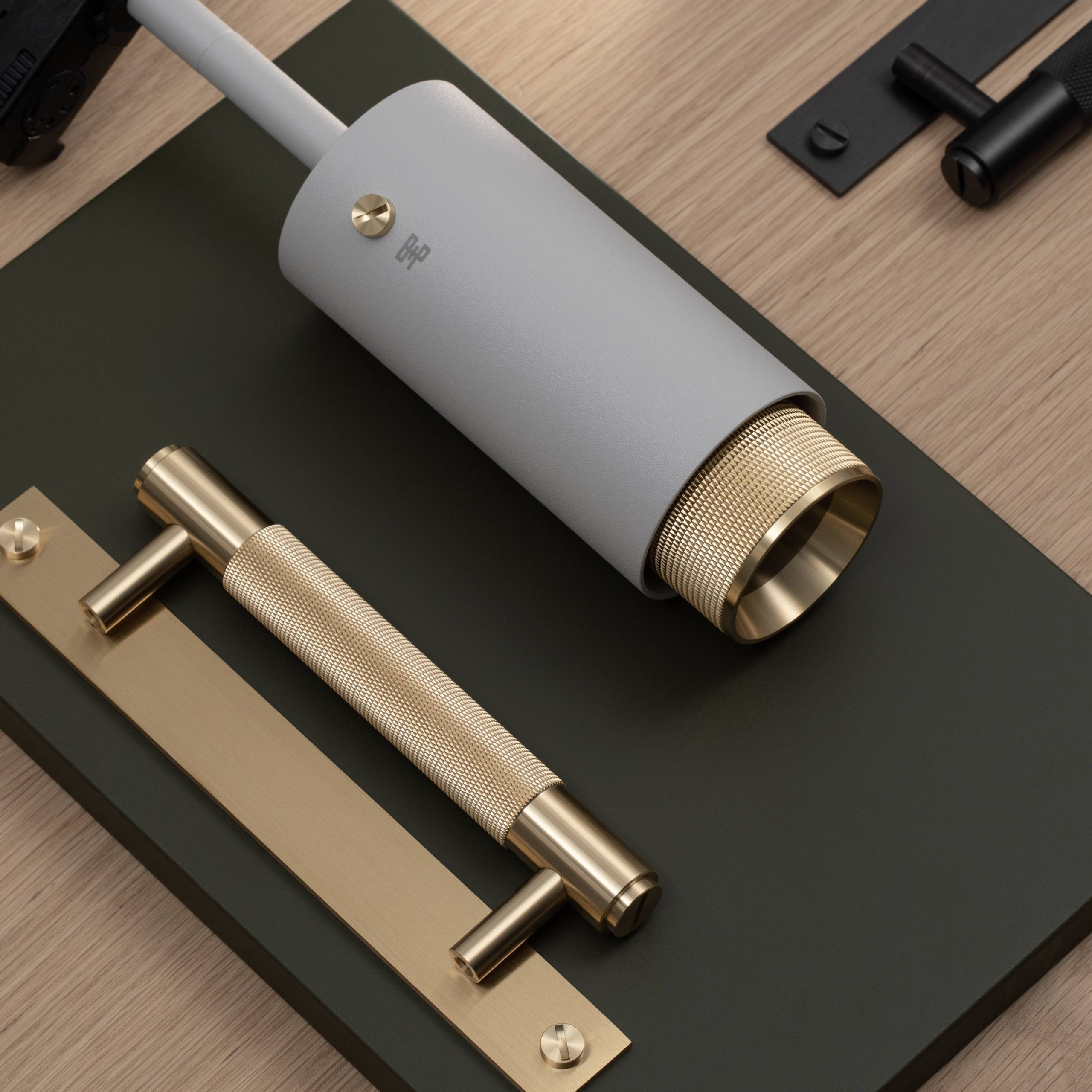DETAIL KIT / EXHAUST / CROSS / BRASS - Image 2
