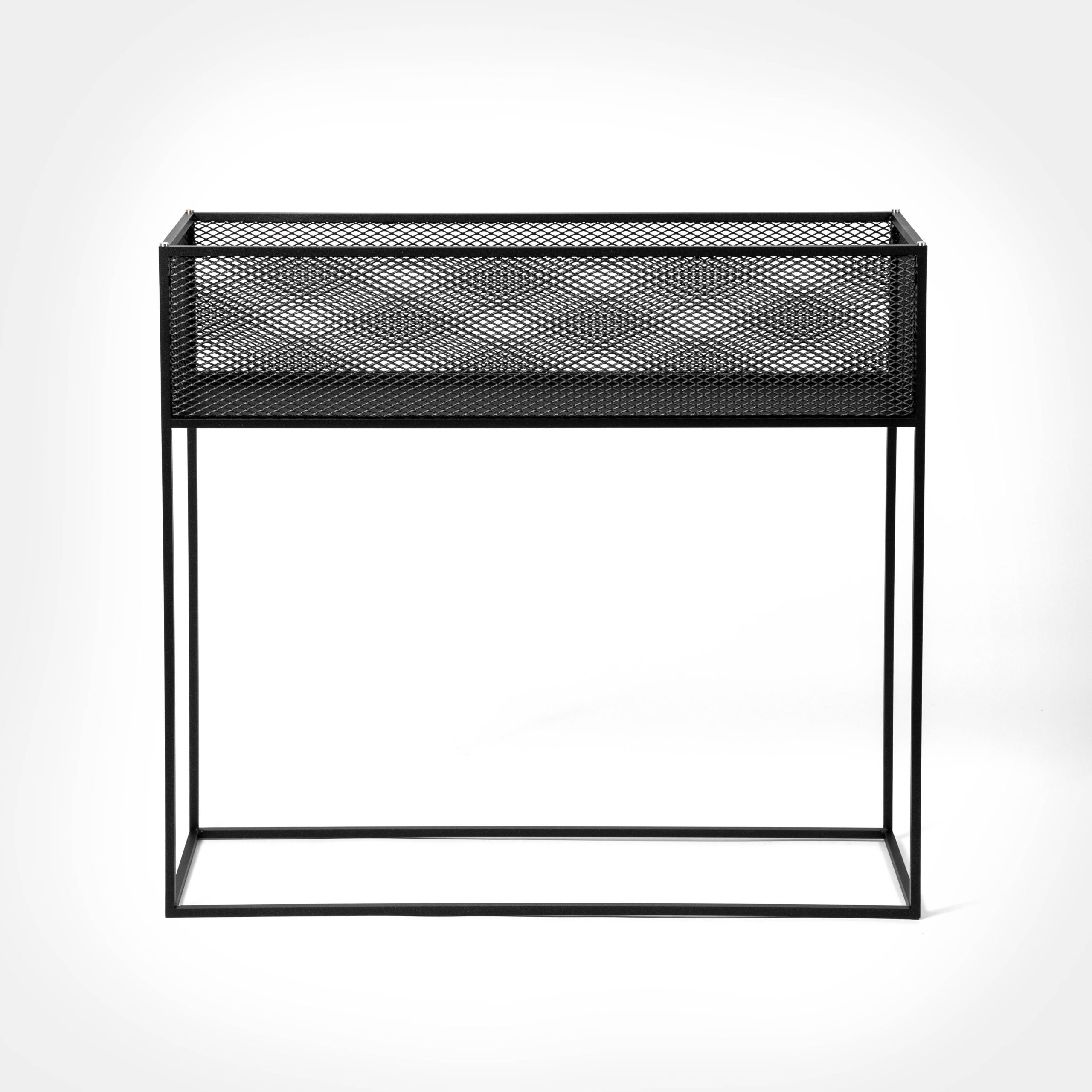 MESHED / PLANTER