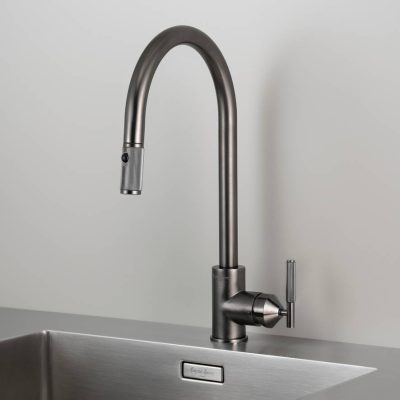 KITCHEN FAUCET / PULL-OUT WITH DUAL SPRAY / LINEAR / GUN METAL