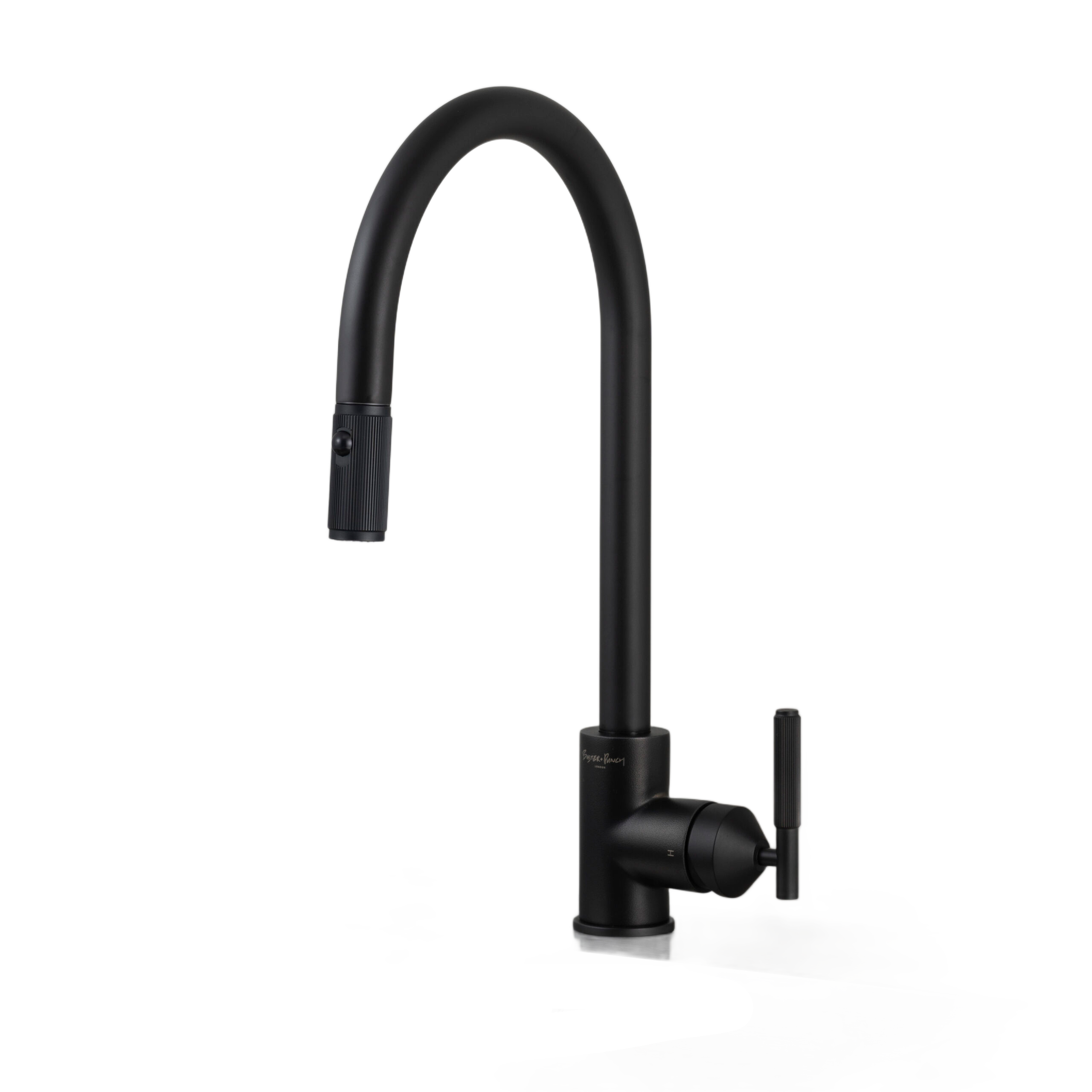 KITCHEN FAUCET / PULL-OUT WITH DUAL SPRAY / LINEAR / WELDERS BLACK - Image 8