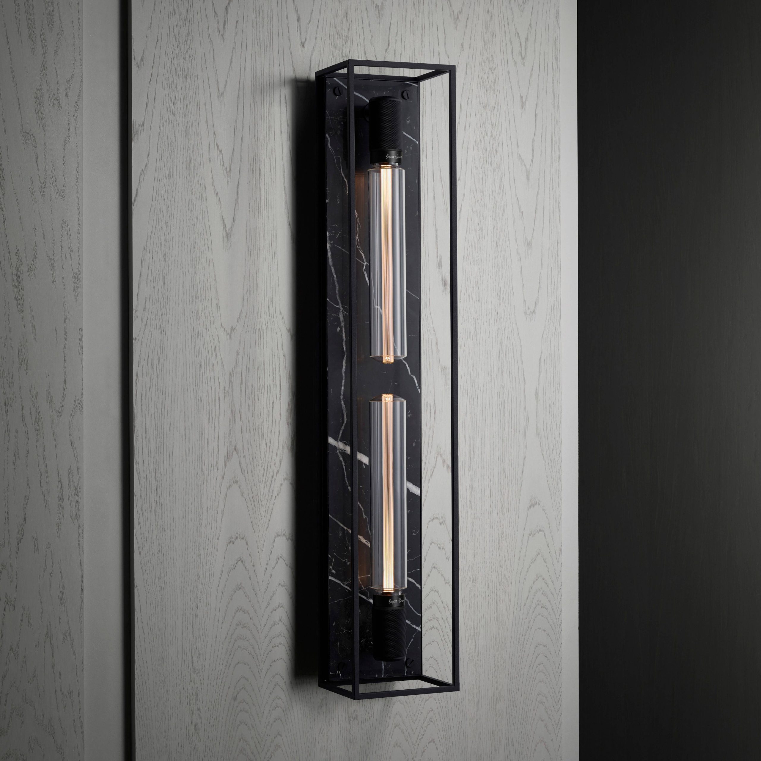 CAGED WALL / X-LARGE / CROSS / BLACK MARBLE
