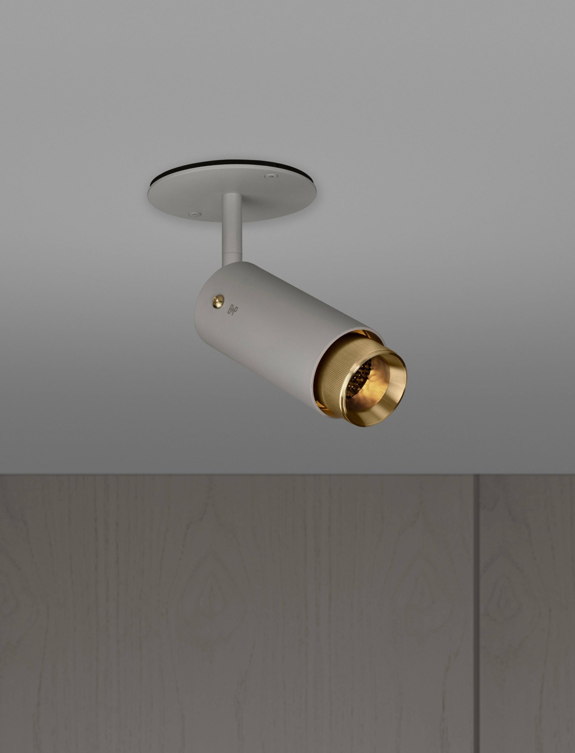EXHAUST SPOT / LINEAR / STONE / BRASS