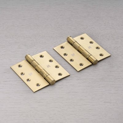 DOOR HINGE / SET OF 2 / 4 X 4 INCH / BRASS