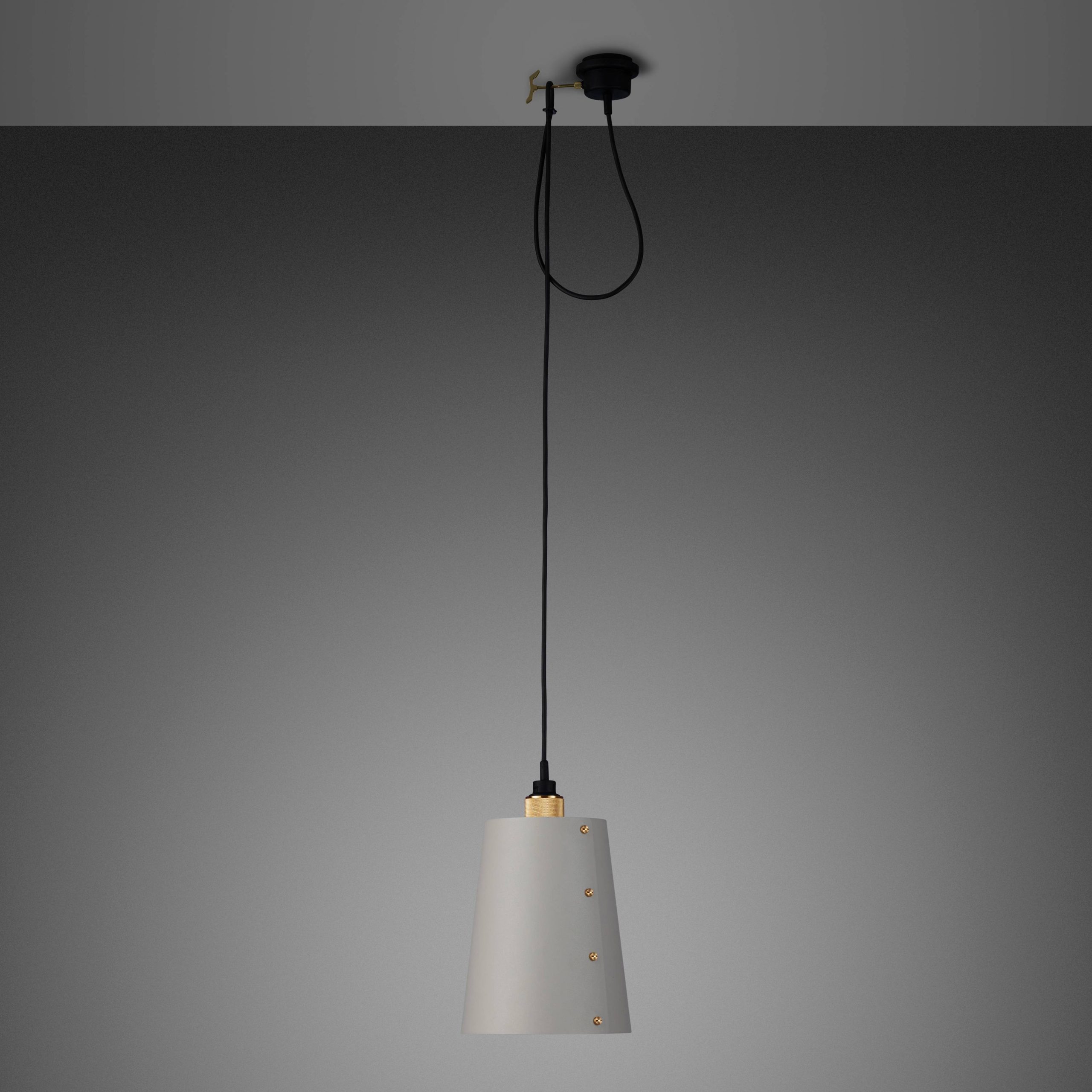 HOOKED 1.0 / LARGE / CROSS / STONE / BRASS