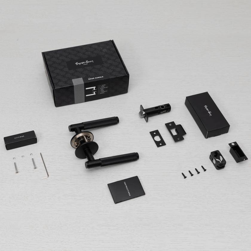 DOOR HANDLE SET / PASSAGE / CROSS / BLACK - Image 3