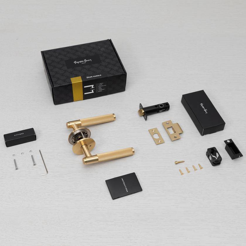 DOOR HANDLE SET / PRIVACY / CROSS / BRASS - Image 4