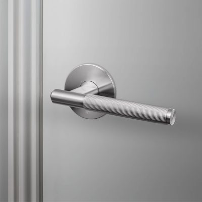 DOOR HANDLE SET / PASSAGE / LINEAR / STEEL