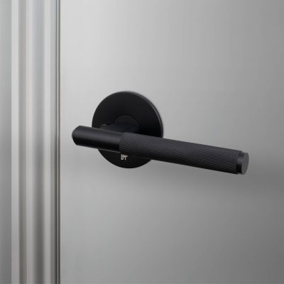 DOOR HANDLE SET / PRIVACY / LINEAR / WELDERS BLACK