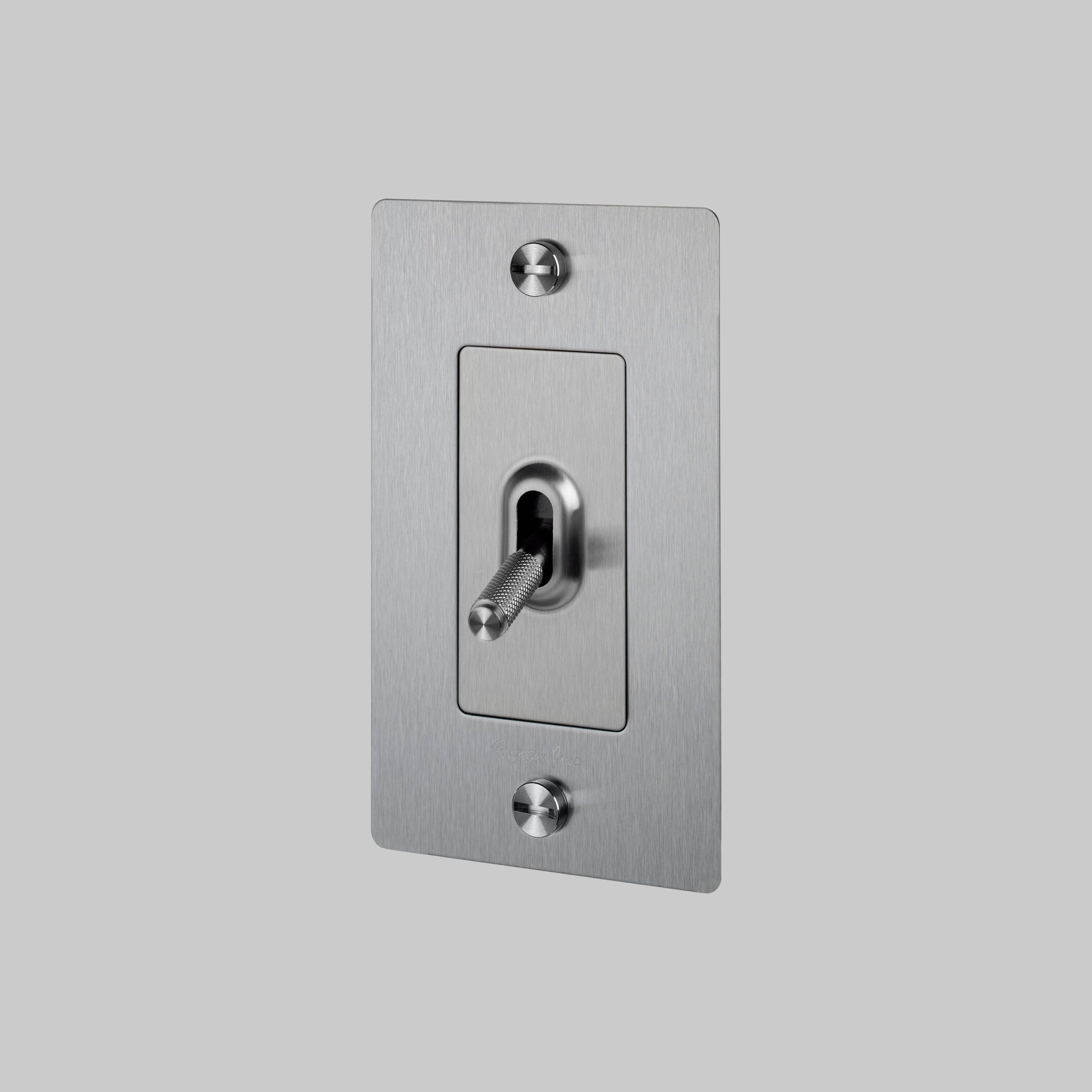 1G TOGGLE / CROSS / WITH LOGO / STEEL
