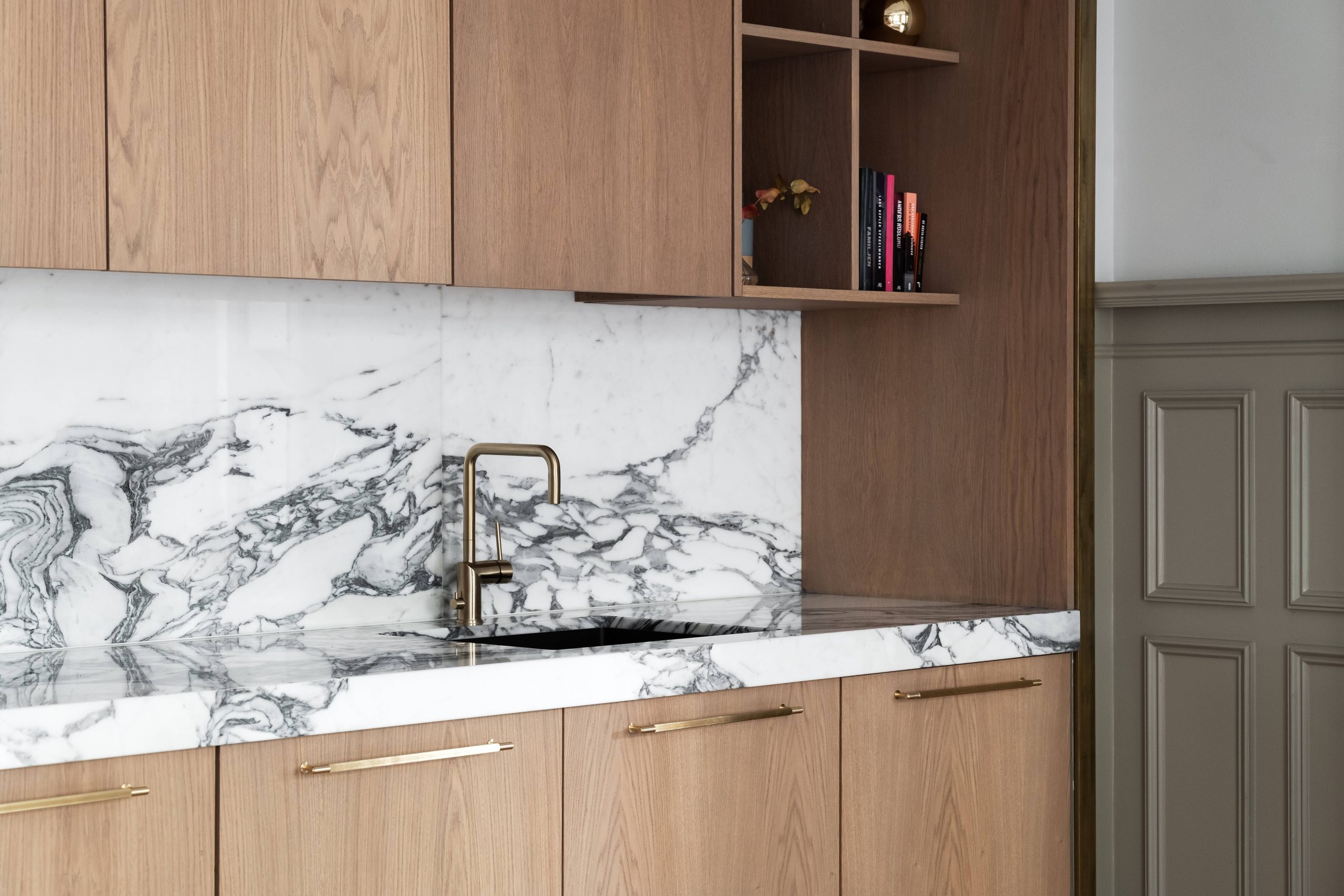 PULL BAR / LINEAR / MEDIUM / BRASS - Image 2