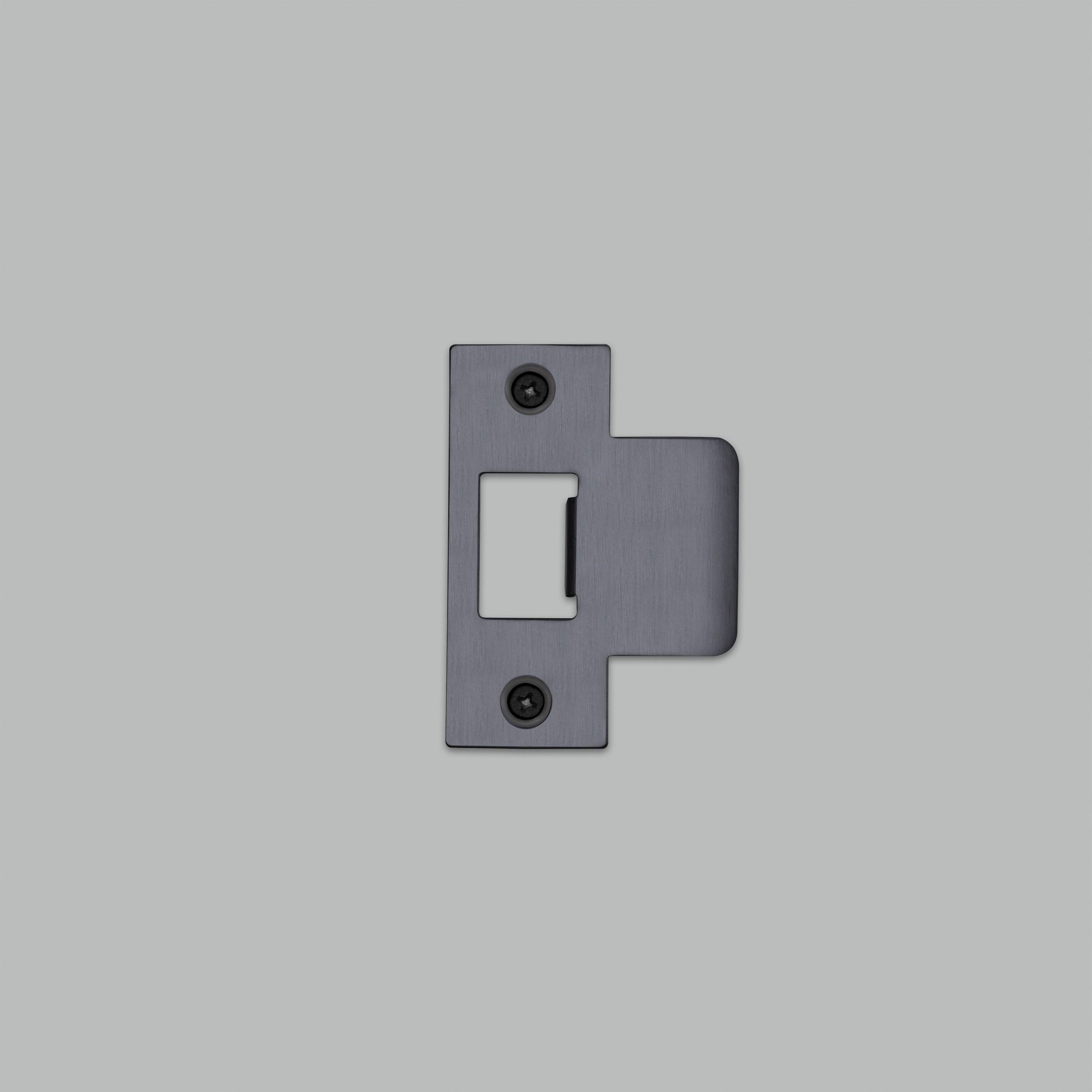 STRIKE PLATE KIT / T SHAPED / 54MM DOOR / GUN METAL